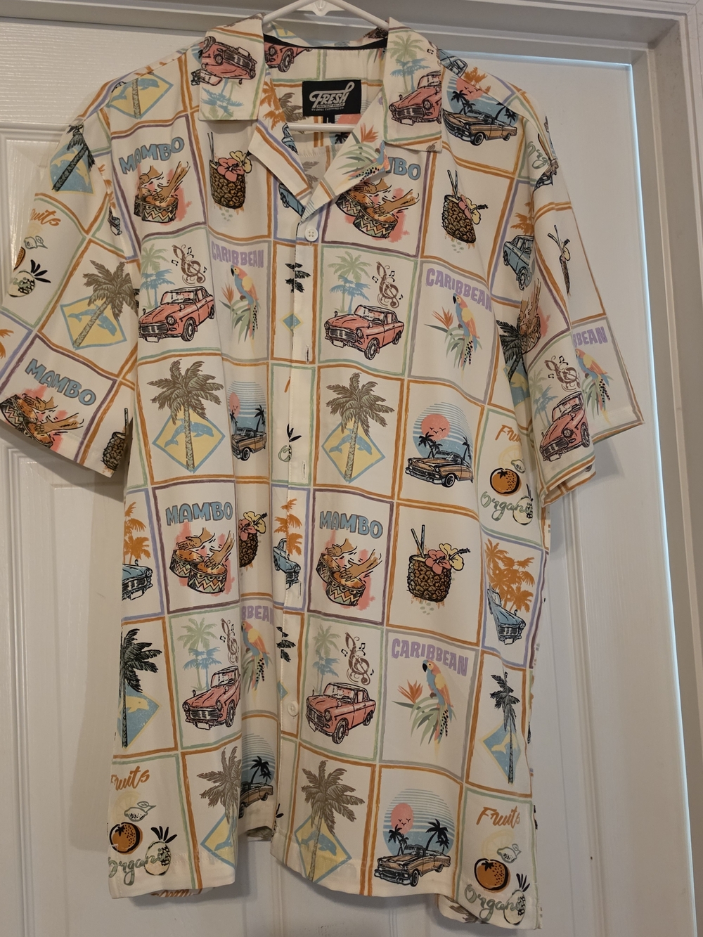 Men's Cream Tropical Print Short-Sleeve Button-Down Shirt